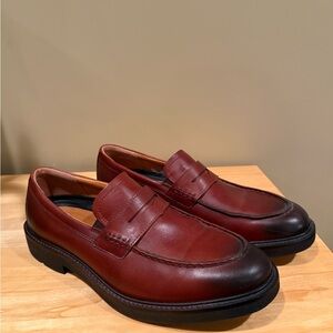 Ecco Rich Brown Leather Slip-Ons